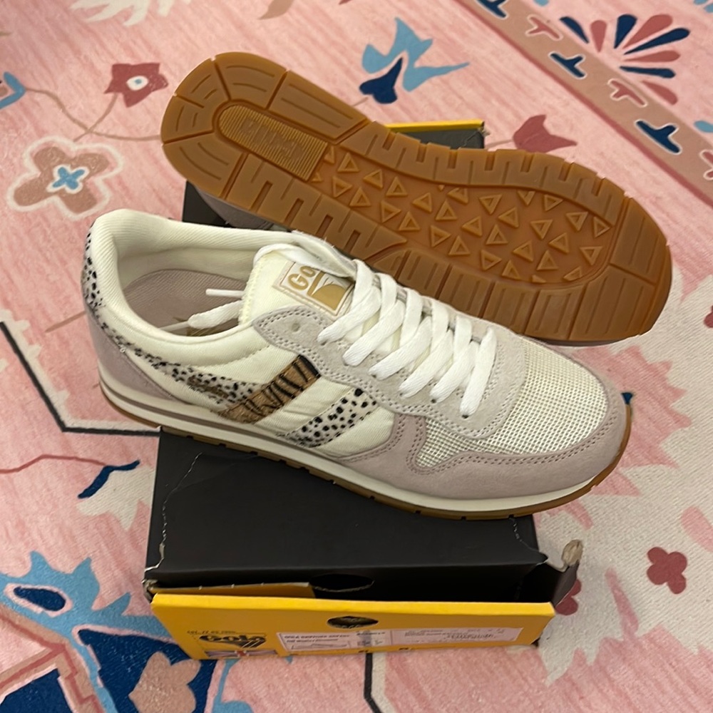 Women’s Gola Daytona Safari Sneaker